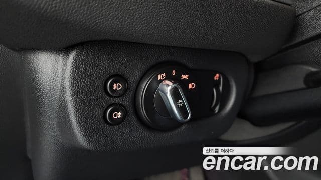 Mini Cooper D 클럽맨 2세대, 2020 14