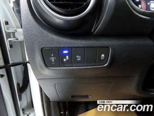 Hyundai Kona Premium, 2018 13