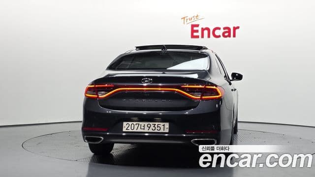 Hyundai Grandeur IG 3.0 LPi Modern (арендный автомобиль), 2019 4