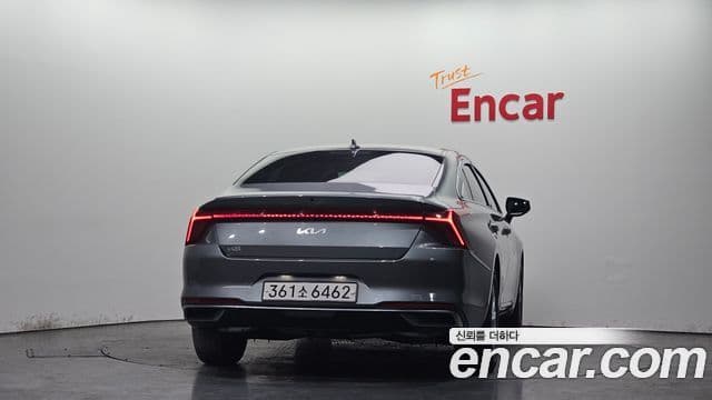 Kia K8 Trendy(таксомоторный тип), 2024 4