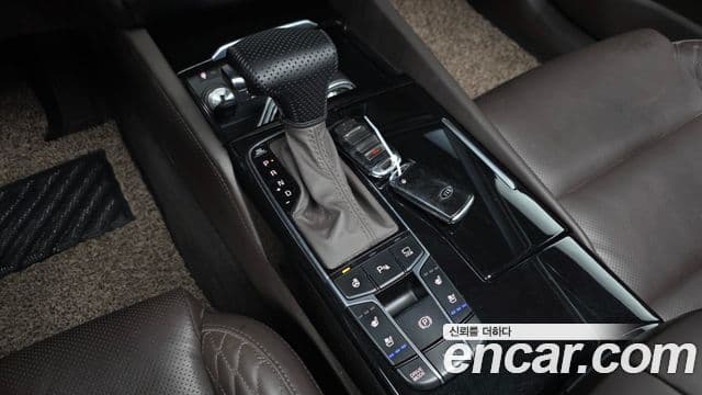 Kia All New K7 гибрид Noblesse, 2017 9