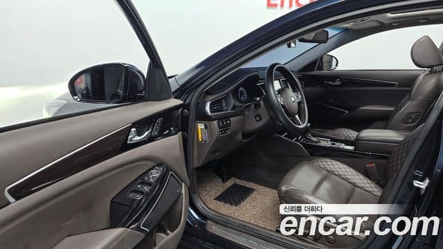 Kia All New K7 гибрид Noblesse, 2017 11