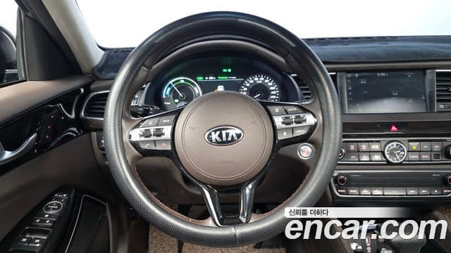 Kia All New K7 гибрид Noblesse, 2017 13
