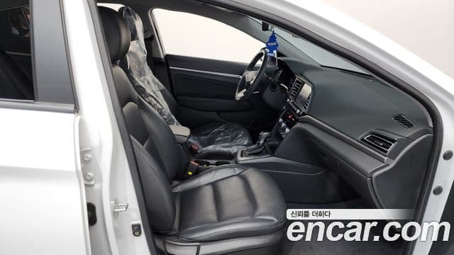 Hyundai The / новый New Avante AD Style, 2019 11