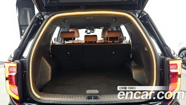 KG모빌리티(SsangYong) Torres T7, 2024 20