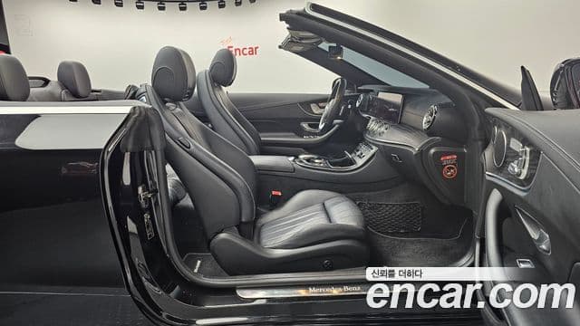 Mercedes-Benz E-класс W213 E220d кабриолет, 2020 11