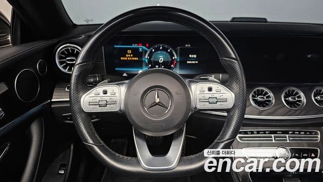 Mercedes-Benz E-класс W213 E220d кабриолет, 2020 13