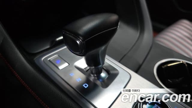 Genesis G70 Elite, 2019 9