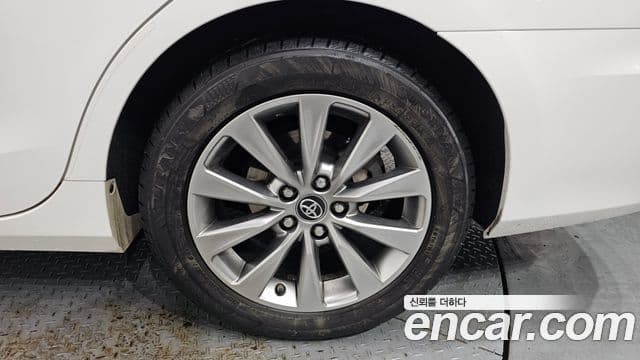 Toyota New 캠리 гибрид LE, 2017 все фото