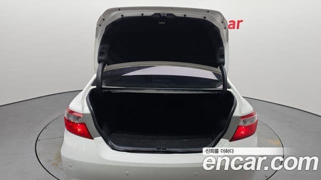 Toyota New 캠리 гибрид LE, 2017 20