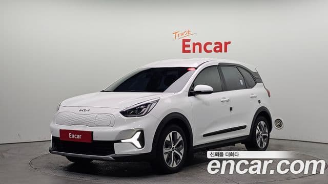 Kia Niro Plus Air, 2023 1