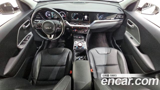 Kia Niro Plus Air, 2023 7