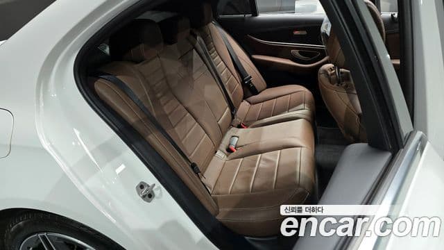 Mercedes-Benz E-класс W213 AMG Line, 2023 12