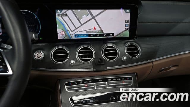 Mercedes-Benz E-класс W213 AMG Line, 2023 16