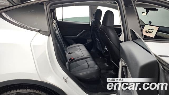 Tesla модель Y, 2024 12