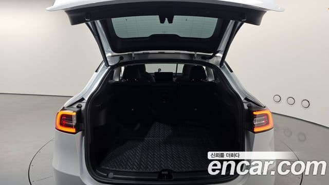 Tesla модель Y, 2024 20