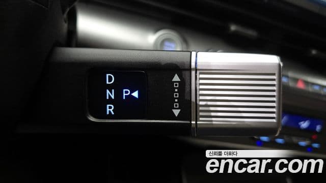 Hyundai Kona гибрид (SX2) Premium, 2023 9