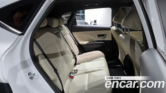 Hyundai Kona гибрид (SX2) Premium, 2023 12