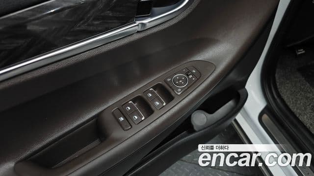 Hyundai Grandeur IG 3.0 LPi Modern (арендный автомобиль), 2019 17