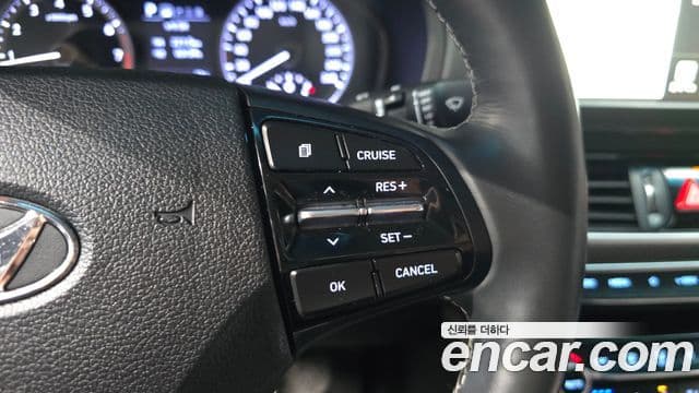 Hyundai Grandeur IG 3.0 LPi Modern (арендный автомобиль), 2019 19