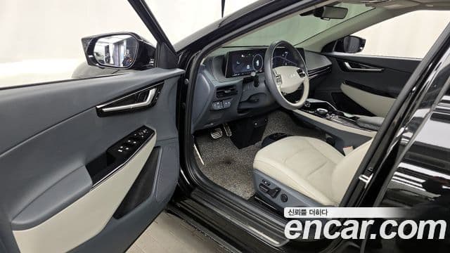 Kia EV6 Earth, 2023 10