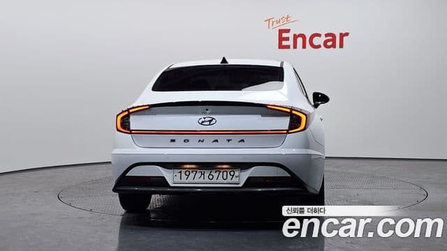 Hyundai Sonata гибрид (DN8) Modern, 2022 4