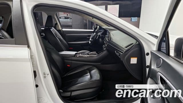 Hyundai Sonata гибрид (DN8) Modern, 2022 10