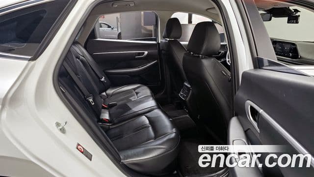 Hyundai Sonata гибрид (DN8) Modern, 2022 12