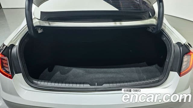 Hyundai Sonata гибрид (DN8) Modern, 2022 20