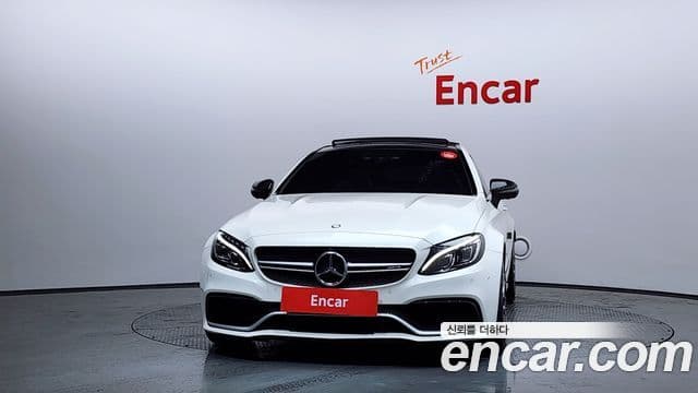 Mercedes-Benz C-класс W205 C63 AMG купе, 2017 3