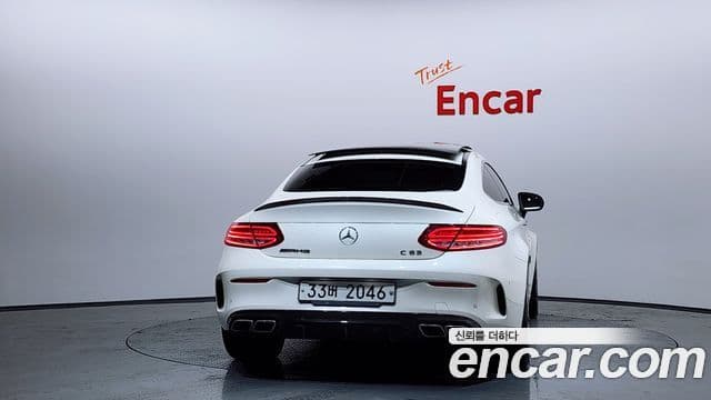 Mercedes-Benz C-класс W205 C63 AMG купе, 2017 4