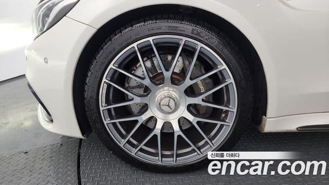 Mercedes-Benz C-класс W205 C63 AMG купе, 2017 все фото