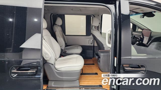 Hyundai Staria Inspiration, 2022 12