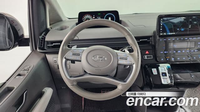 Hyundai Staria Inspiration, 2022 13