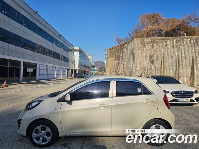 Kia All New Morning Deluxe, 2012 4