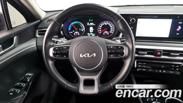 Kia K5 гибрид 3세대 Prestige, 2022 13