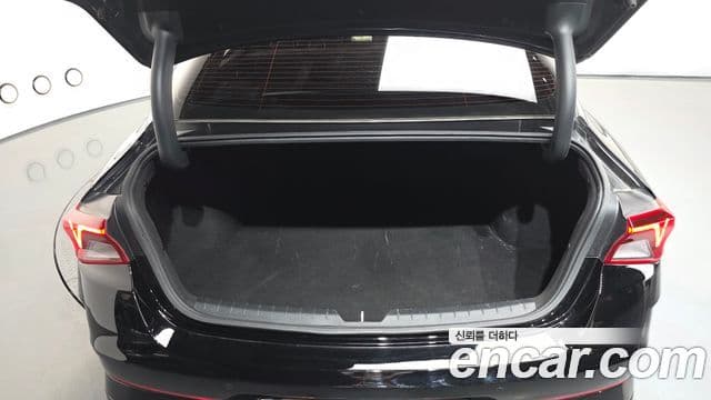 Kia K5 гибрид 3세대 Prestige, 2022 20