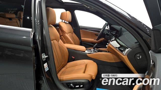 BMW 5시리즈 (G30) 520i M Sport, 2021 10