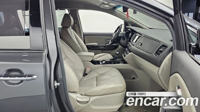 Kia All New Carnival Magic Space, 2018 10