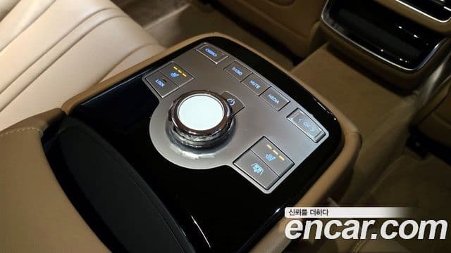 Genesis G80 (RG3) бензин 2.5 турбо AWD, 2025 18