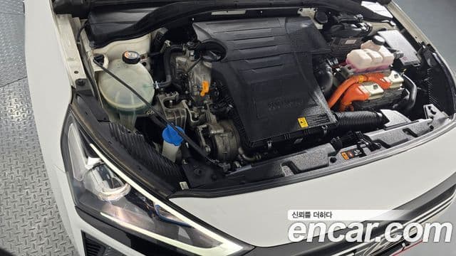 Hyundai Ioniq гибрид, 2019 6