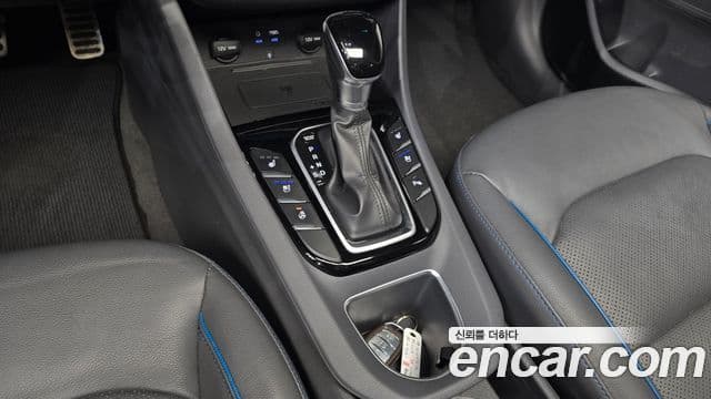 Hyundai Ioniq гибрид, 2019 9