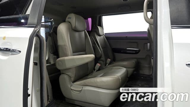 Kia All New Carnival Prestige, 2016 12