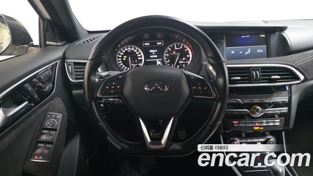 Infiniti Q30 Premium, 2017 13