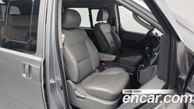 Hyundai Grand Starex Smart, 2017 10