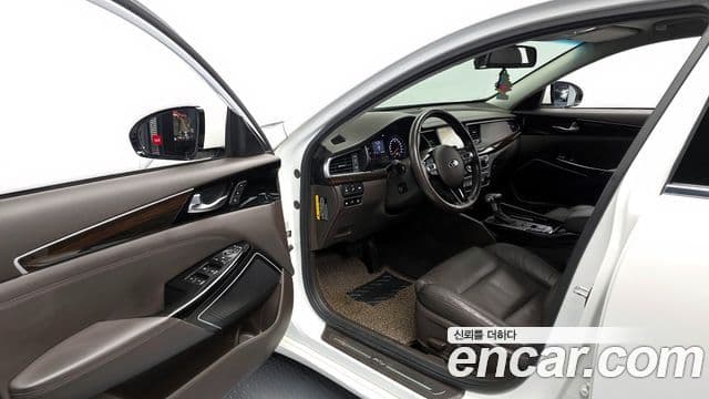 Kia All New K7 Noblesse, 2019 10