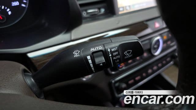 Kia All New K7 Noblesse, 2019 17