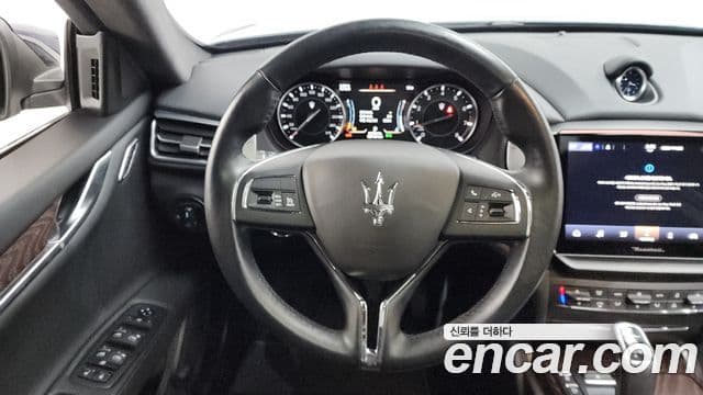 Maserati 기블리 3세대, 2022 13