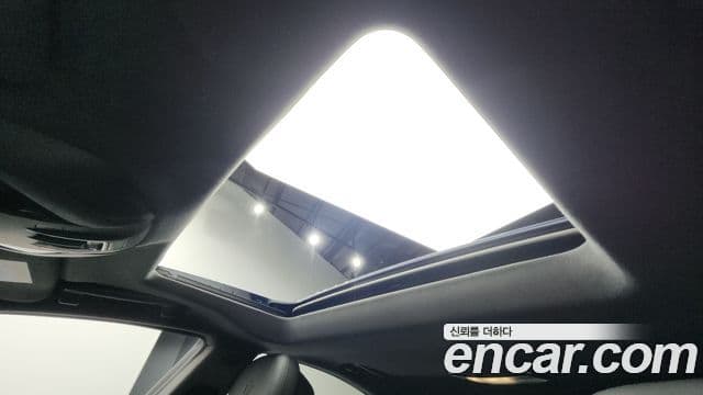 Maserati 기블리 3세대, 2022 18