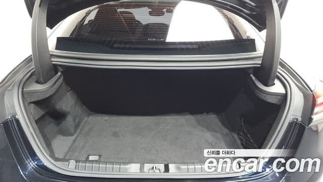 Maserati 기블리 3세대, 2022 20